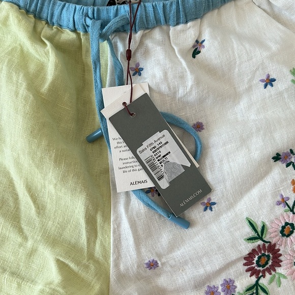 Alémais Hotel Paradiso Willa Embroidered Linen Shorts - Picture 5 of 7